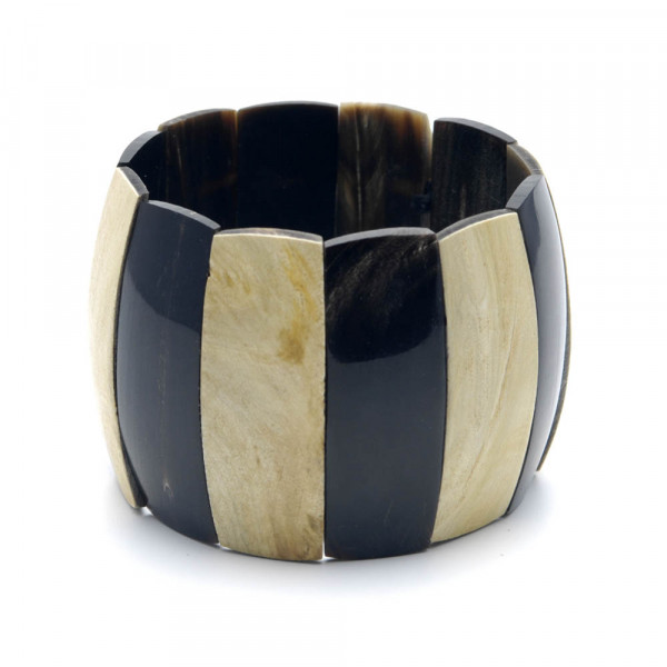 Armband - echtes Horn, natur-schwarz - 50 mm - auf weß stehend