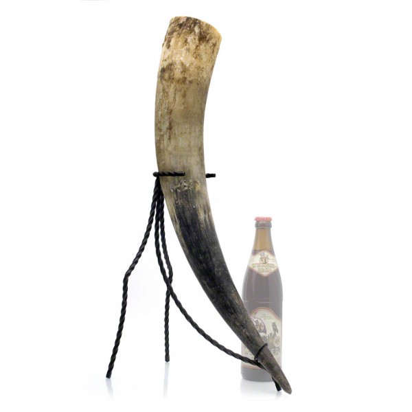Trinkhorn, Met-Horn Vergleich mit Bierflasche Wikinger Bräu